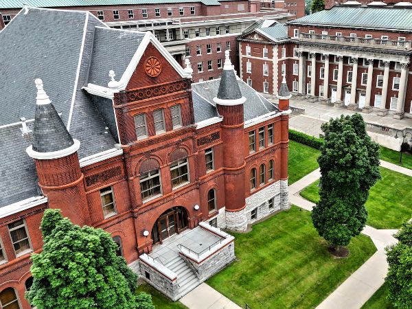Scelta dell’università e opportunità offerte dalla Ivy League