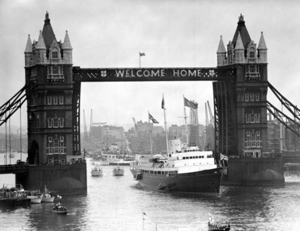 Il Britannia fa ritorno a Londra