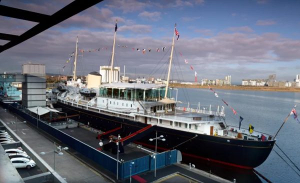 Il Britannia oggi nel porto di Edimburgo