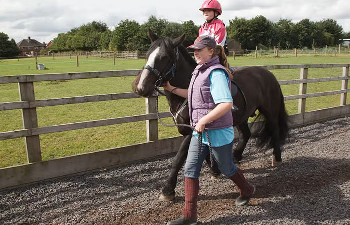 summer camp equitazione Maidenhead