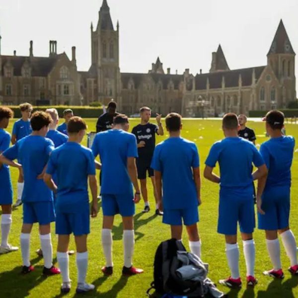 coach-chelsea-fc-camp