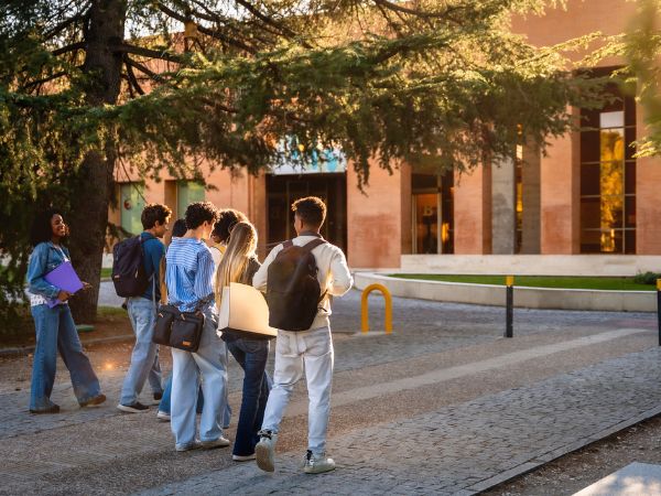 Anno all’estero Spagna esperienza scolastica internazionale per studenti Anno all’estero Spagna esperienza scolastica internazionale per studenti