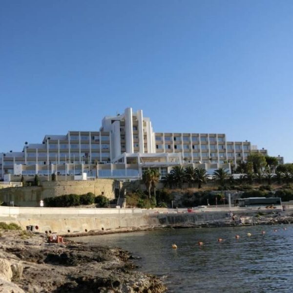malta summercamp Il Salina Bay resort di Malta dove si tengono le nostre vacanze studio