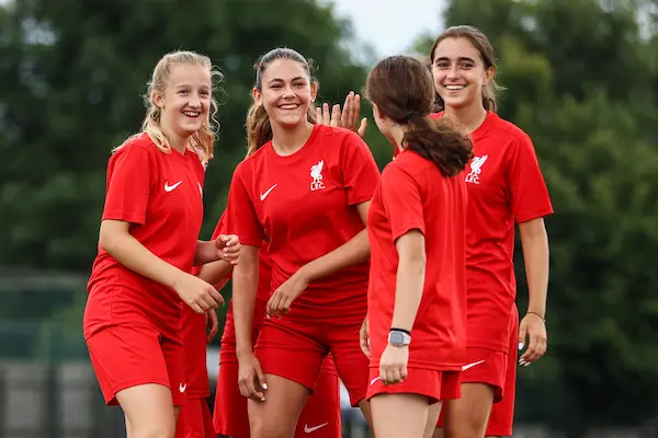 repton-college-summercamp-calcio-per-ragazze