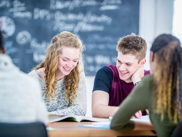 studenti a scuola