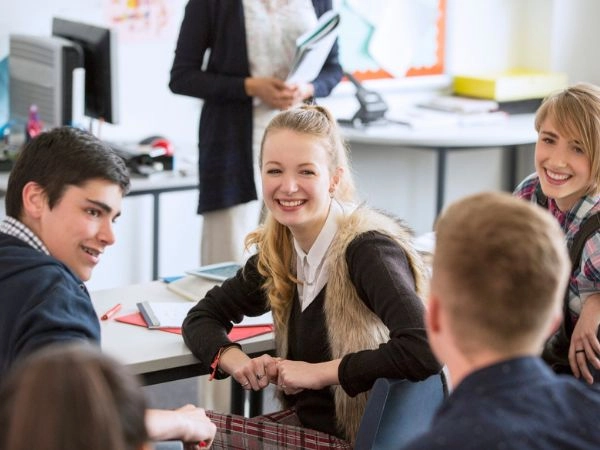 studenti sorridenti