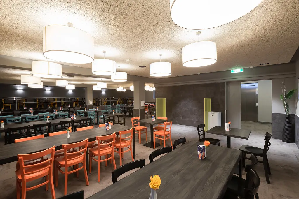 did_berlin_park_breakfastroom_02_46931954872_l