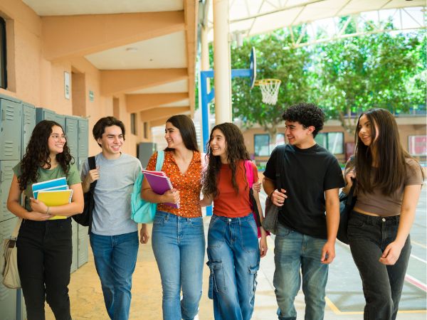 La vita all’interno del campus favorisce a sviluppare maggiore indipendenza nella gestione delle attività quotidiane.