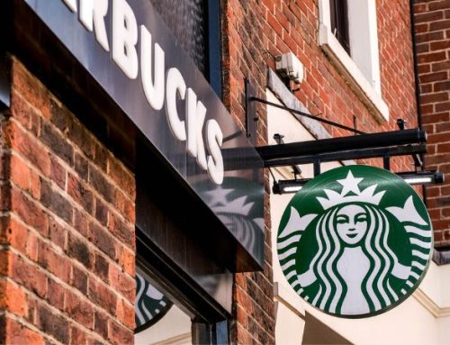 Perchè Starbucks è così famoso? I motivi del suo successo anche nei viaggi studio
